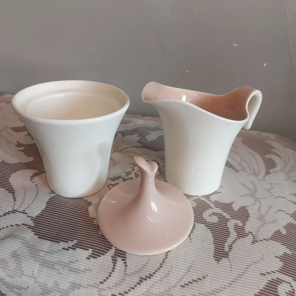 Vintage Harkerware MCM White and Pink Ceramic Creamer & Sugar Bowl Set 2-Tone